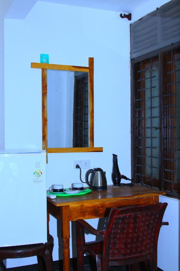 Share Safari Family Bungalow Udawalawe Buitenkant foto
